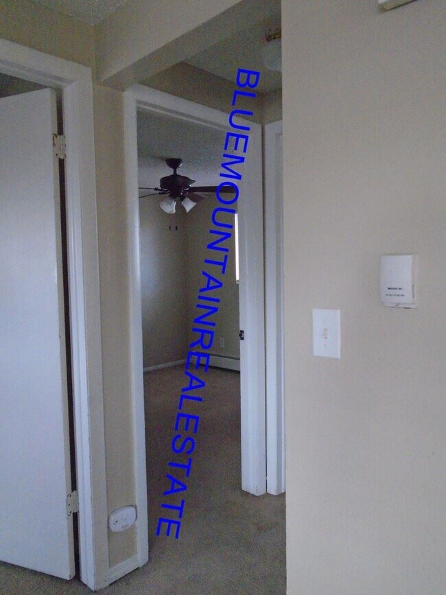 Building Photo - 7125 Prado Dr