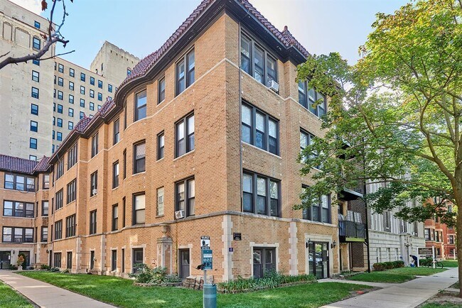 Foto del edificio - 5457 S Everett Ave