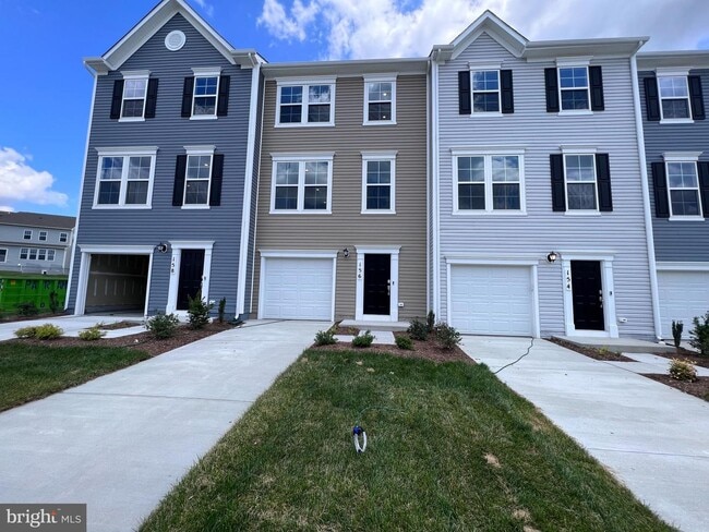 Building Photo - 156 Tye Ct