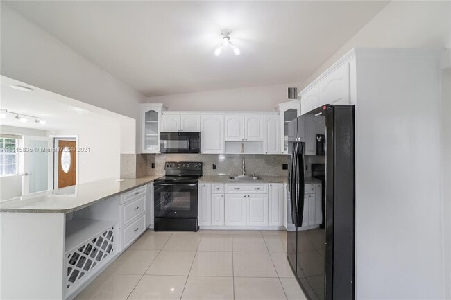 Foto del edificio - 6511 SW 64th Ct