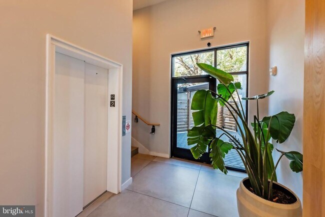 Foto del edificio - 7700 Georgia Ave NW
