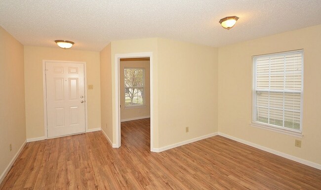 Foto del edificio - 15282 Beam St