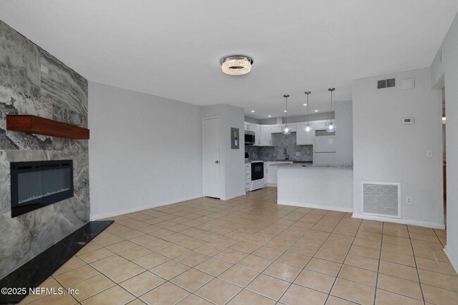 Foto del edificio - 791 Assisi Ln