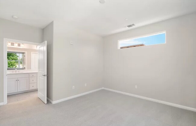 Foto del edificio - 4117 Peralta Blvd