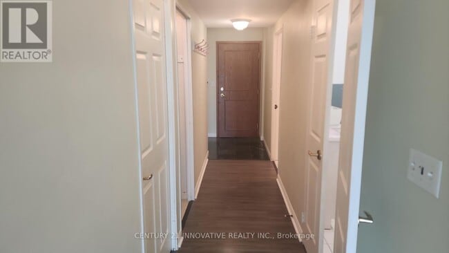 Building Photo - 18 Lee Centre Dr