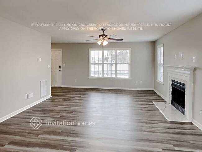 Foto del edificio - 105 Breezewood Ln
