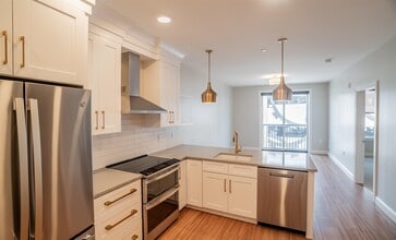 Building Photo - 99 Foundry Pl