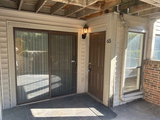 Foto del edificio - 3609 Juneau Rd