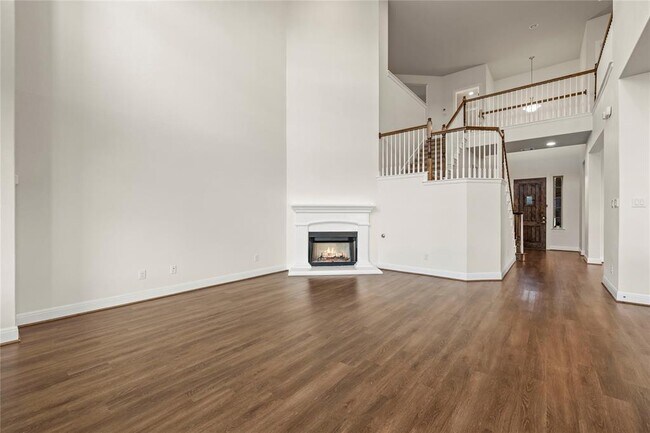 Building Photo - 2704 Ursula Ct