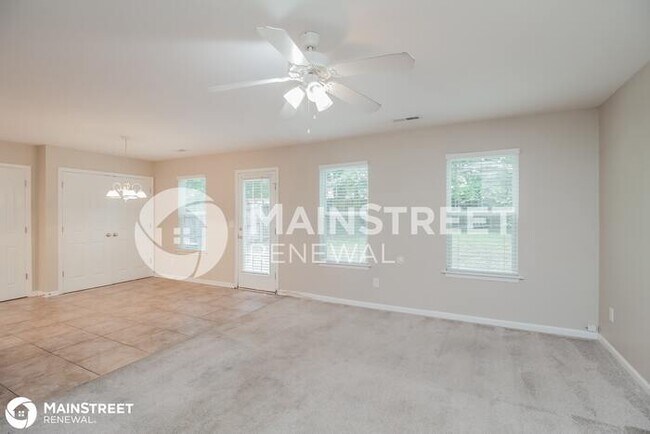 Building Photo - 4514 Esmeralda Dr, Charlotte, NC 28269