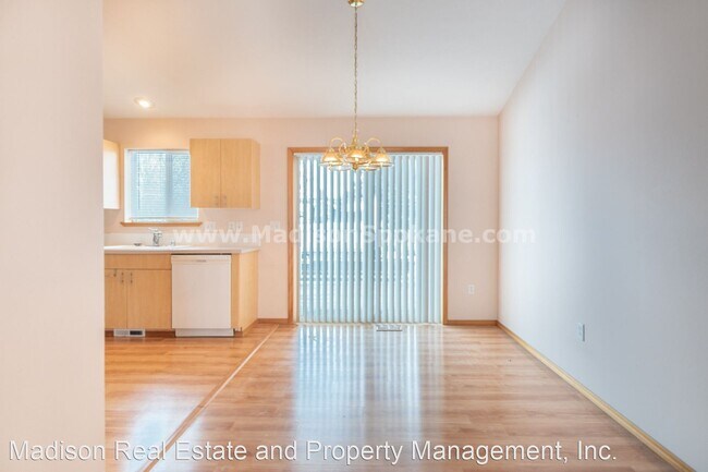 Building Photo - 3 br, 2 bath House - 3128 E 33rd Ave