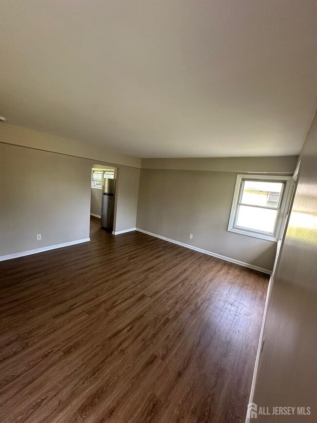 Building Photo - 1075 Fireside Ave