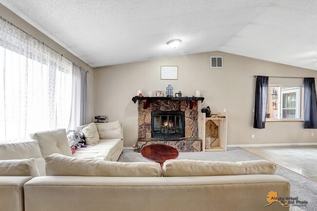 Foto del edificio - 5450 E Alder Dr