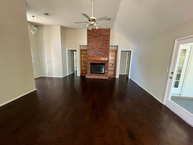 Building Photo - 1306 N Flamingo Rd