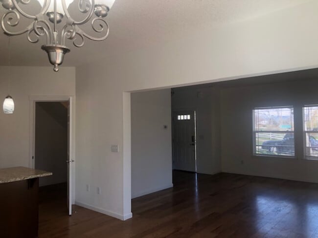 Foto del edificio - 6748 Highway 66