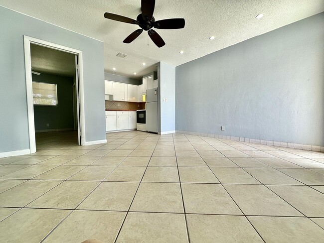 Foto del edificio - 1261 SE 4th St
