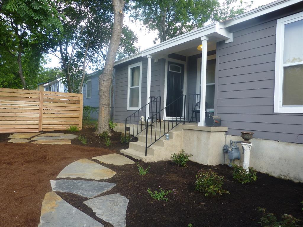 Foto principal - 2933 Higgins St