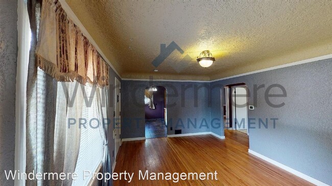 Building Photo - 3 br, 2 bath House - 1015 S. Howard Street