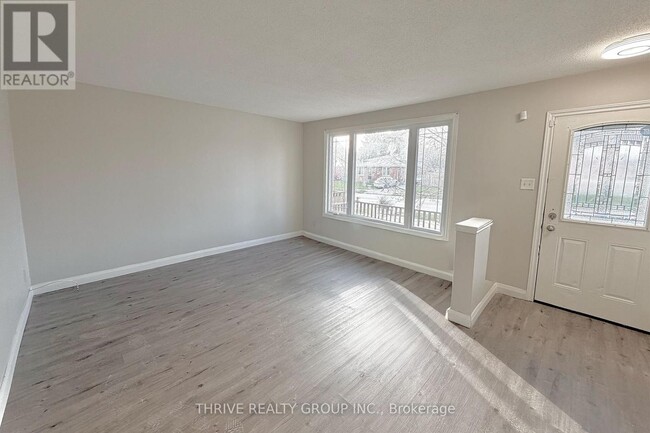 Building Photo - 218 Admiral Dr