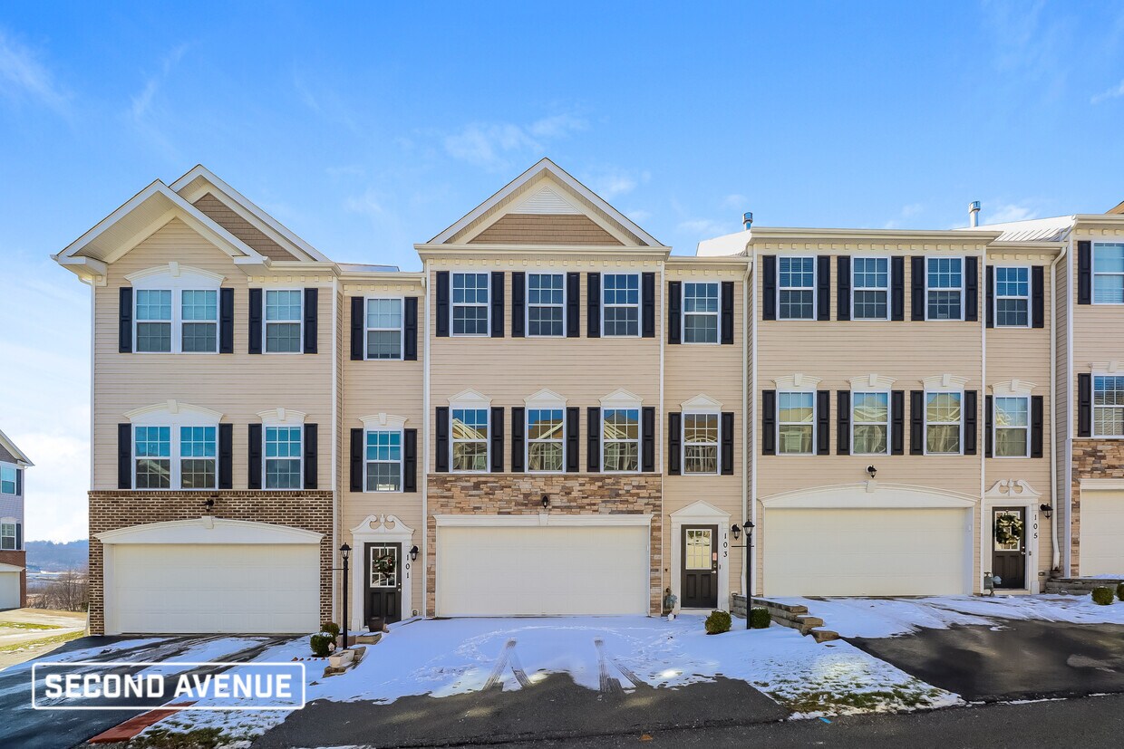 103 Holly Hill Dr, Greensburg, PA 15601 House Rental in Greensburg