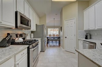 Building Photo - 8604 Neider Dr