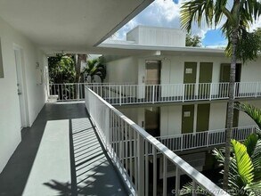 Building Photo - 4205 N University Dr