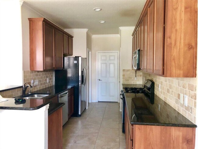 Building Photo - 24515 Folkstone Cir