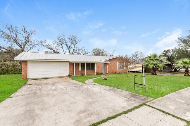 Foto del edificio - 255 W Glenview Dr