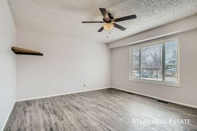 Foto del edificio - 11446 Cook Ct