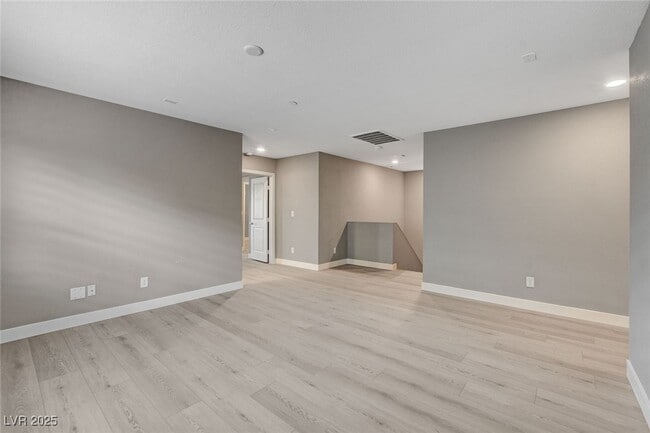 Building Photo - 139 Fulgora St