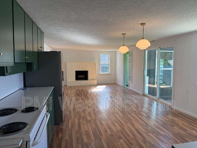 Foto del edificio - 12495 Oakwood Shores St