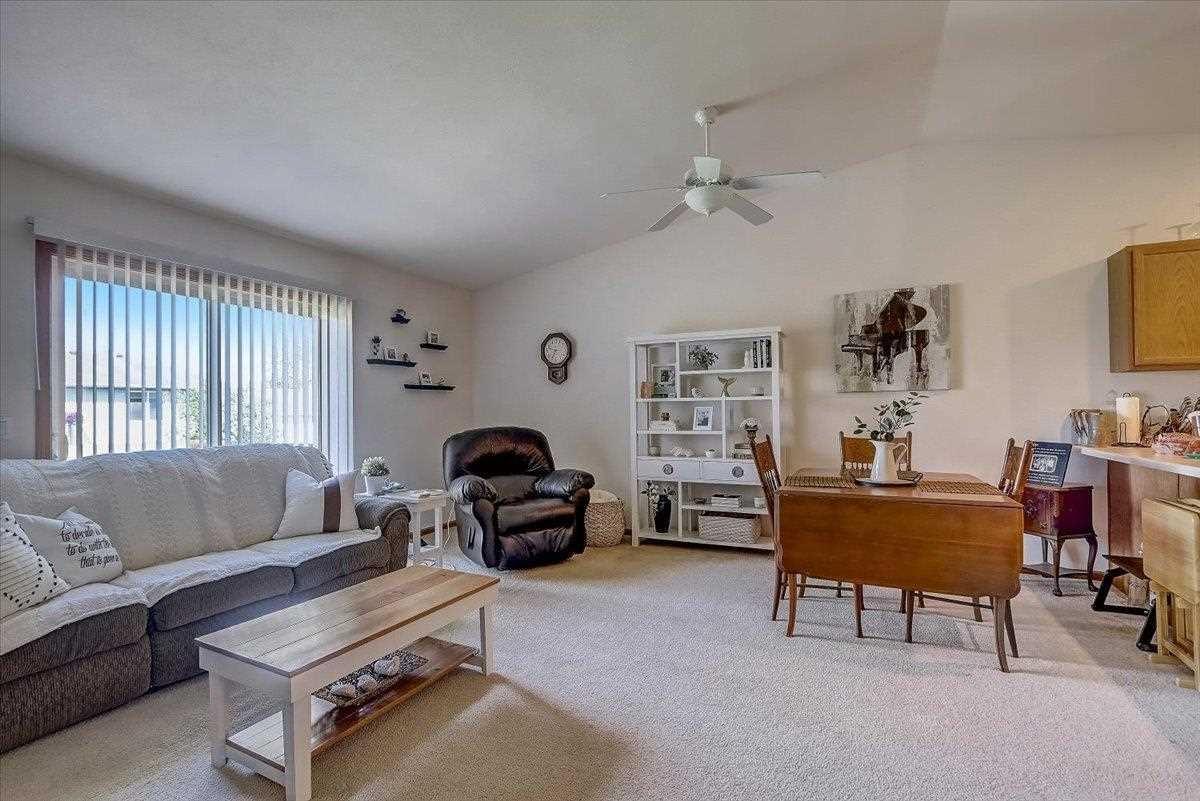 Foto principal - 519 Blaser Dr