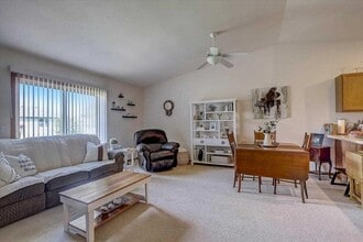 Building Photo - 519 Blaser Dr