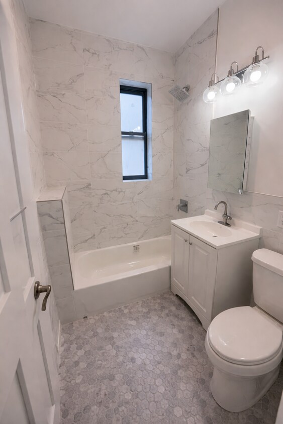 Foto del edificio - 174 E 111th St