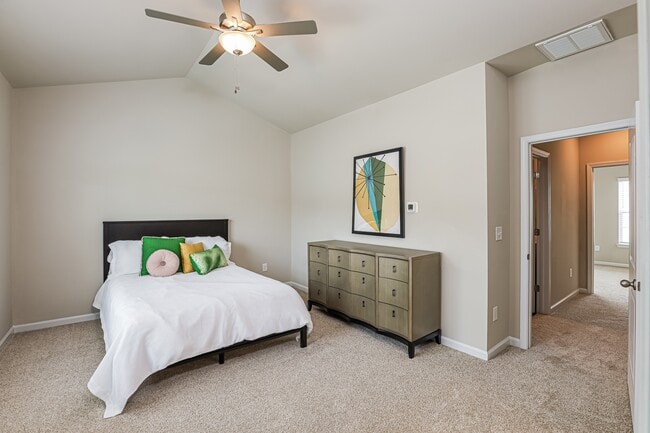 Building Photo - 79 Jackson Ct