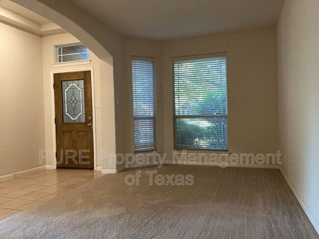 Foto del edificio - 2103 Spotted Owl Cir