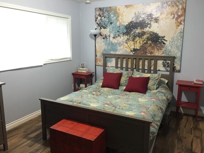 Master bedroom with large closet (now new has top down, bottom up window treatments) - 9313 North Hodge Avenue