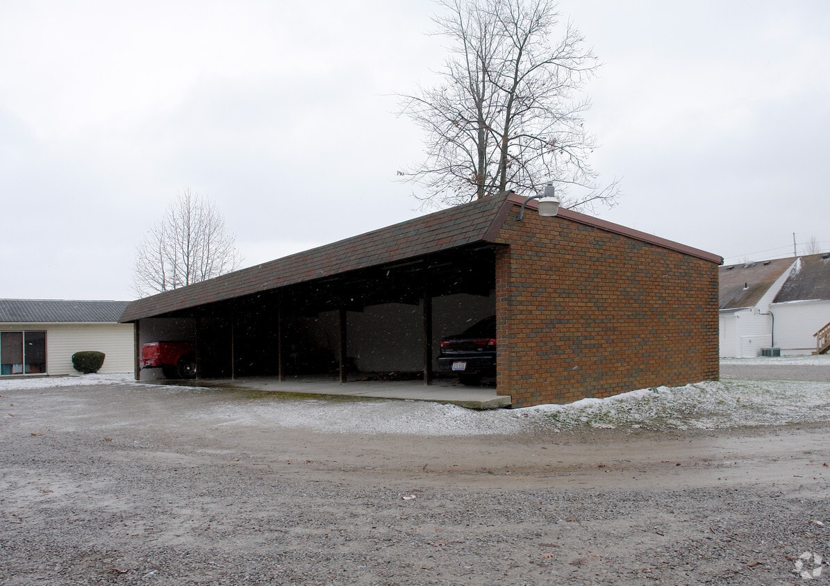 Building Photo - 2030-B Portage Rd