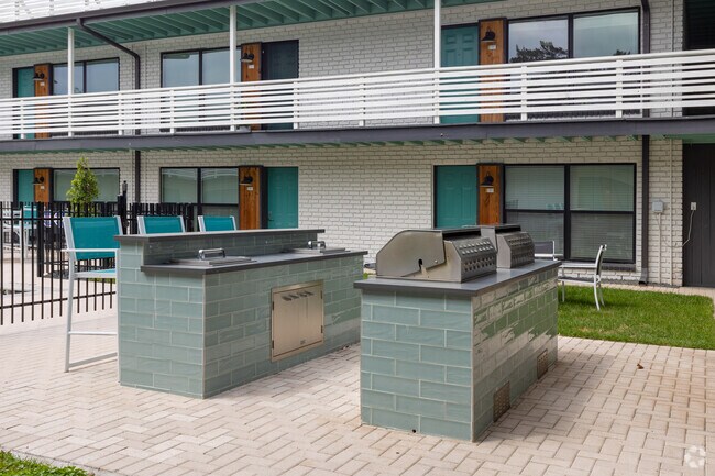 Outdoor grills - The Melrose