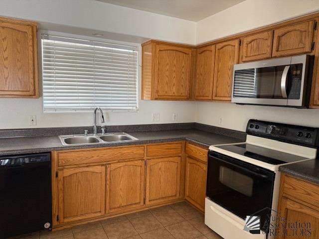Building Photo - 3038 TANGERINE