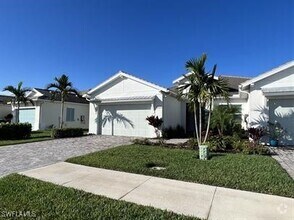 Building Photo - 9007 St Lucia Dr