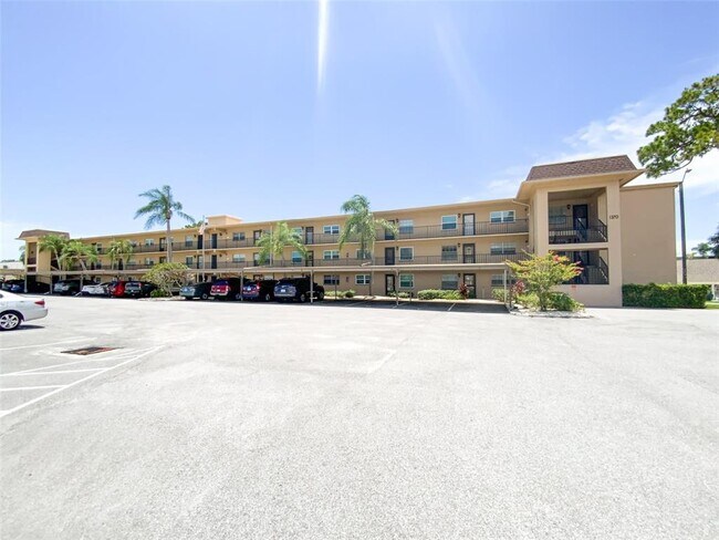 Foto del edificio - 1370 Heather Ridge Blvd