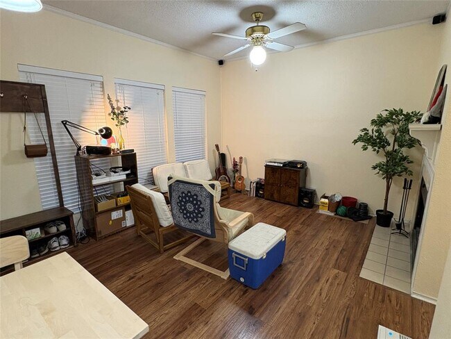 Building Photo - 2804 Rio Grande St