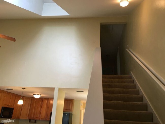 Building Photo - 3 br, 3 bath  - Wood Briar
