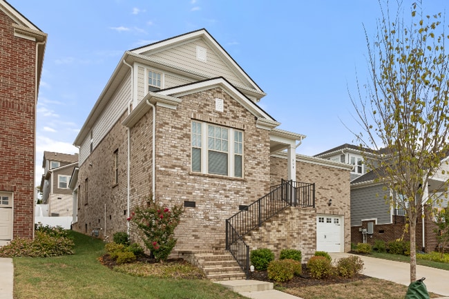 Photo - 591 Snapdragon Ln House