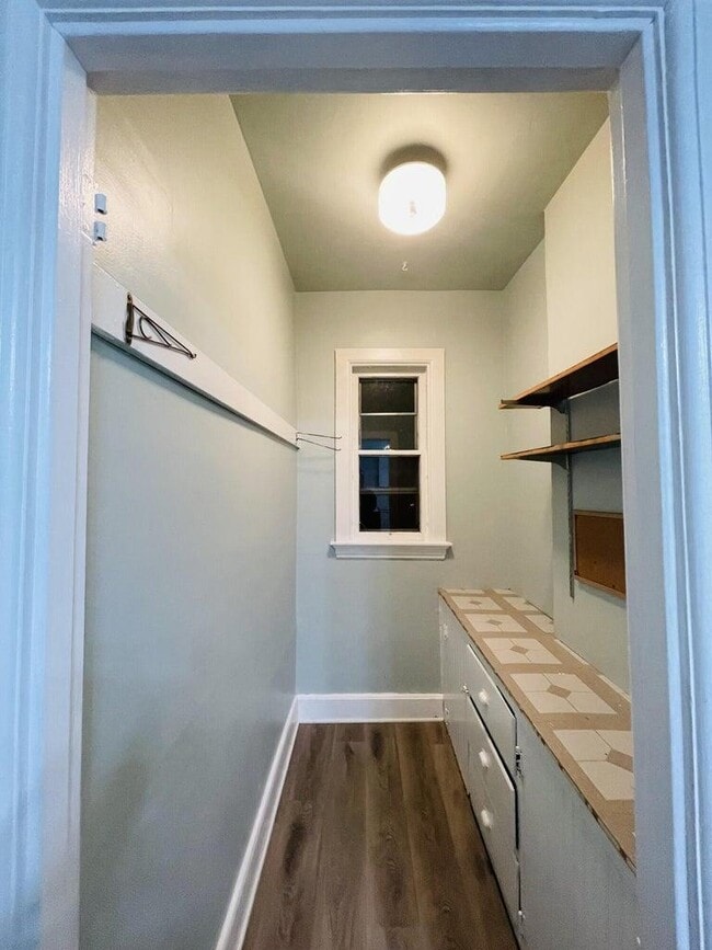 Foto del edificio - 929 Huron Ave