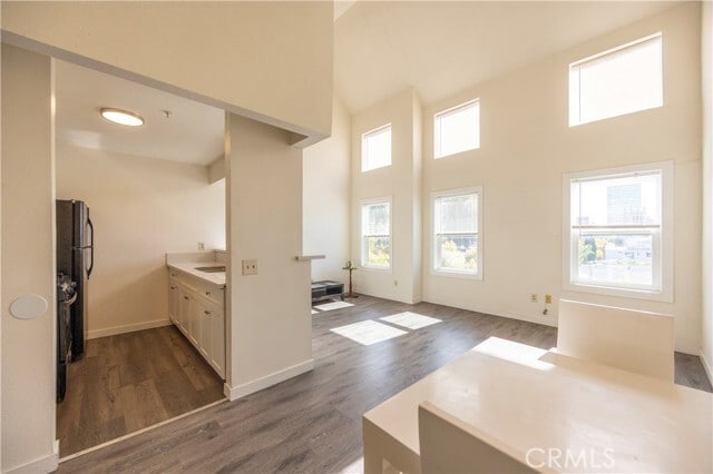 Foto del edificio - 321 S Occidental Blvd