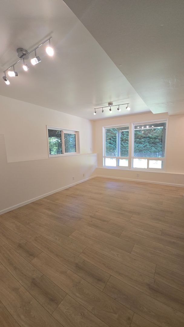 Foto del edificio - Cozy 1-Bedroom Rental Near Alderwood Mall ...