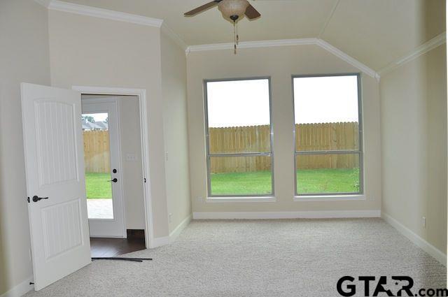 Foto del edificio - 1575 Skidmore Ln