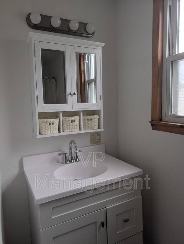 Foto del edificio - 3631 Homestead Ave